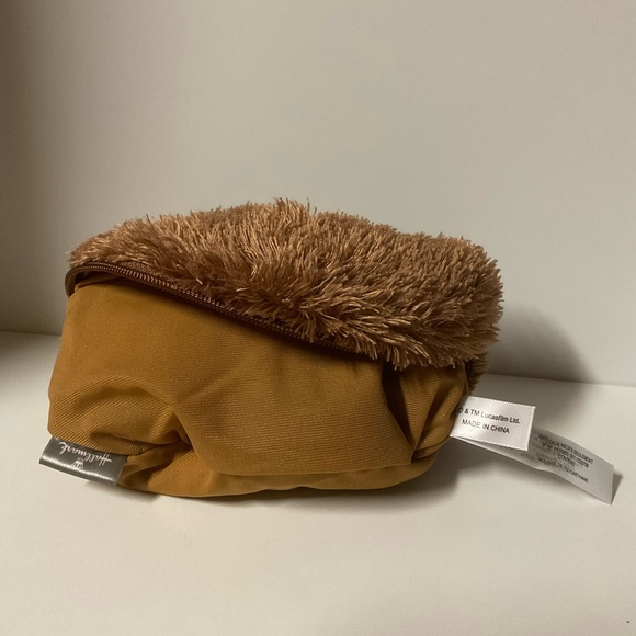 Hallmark Star Wars Chewbacca Wristlet Itty Bittys Fuzzy Wallet Purse Embroidered - Picture 7 of 9